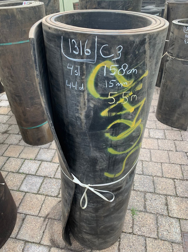 Gebruikte rubber op rol (Budget)