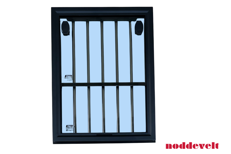 Halfzakkend raam vierkant verstek 450x600 incl tralies